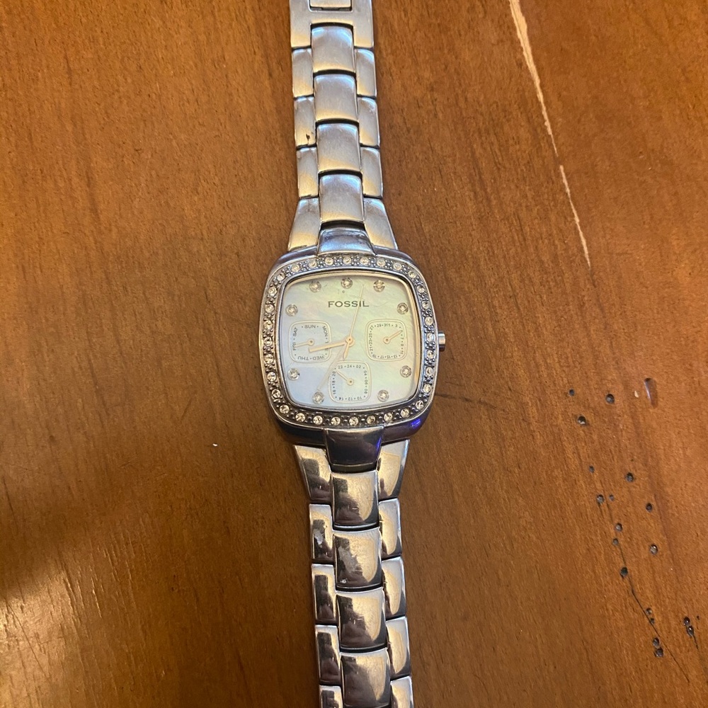 Fossil watch